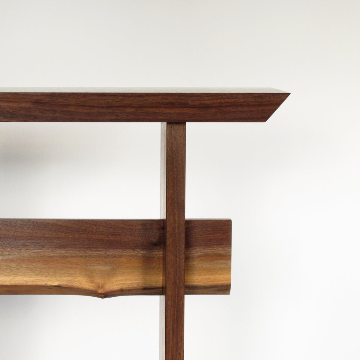 live edge entryway bench by Mokuzai Furniture