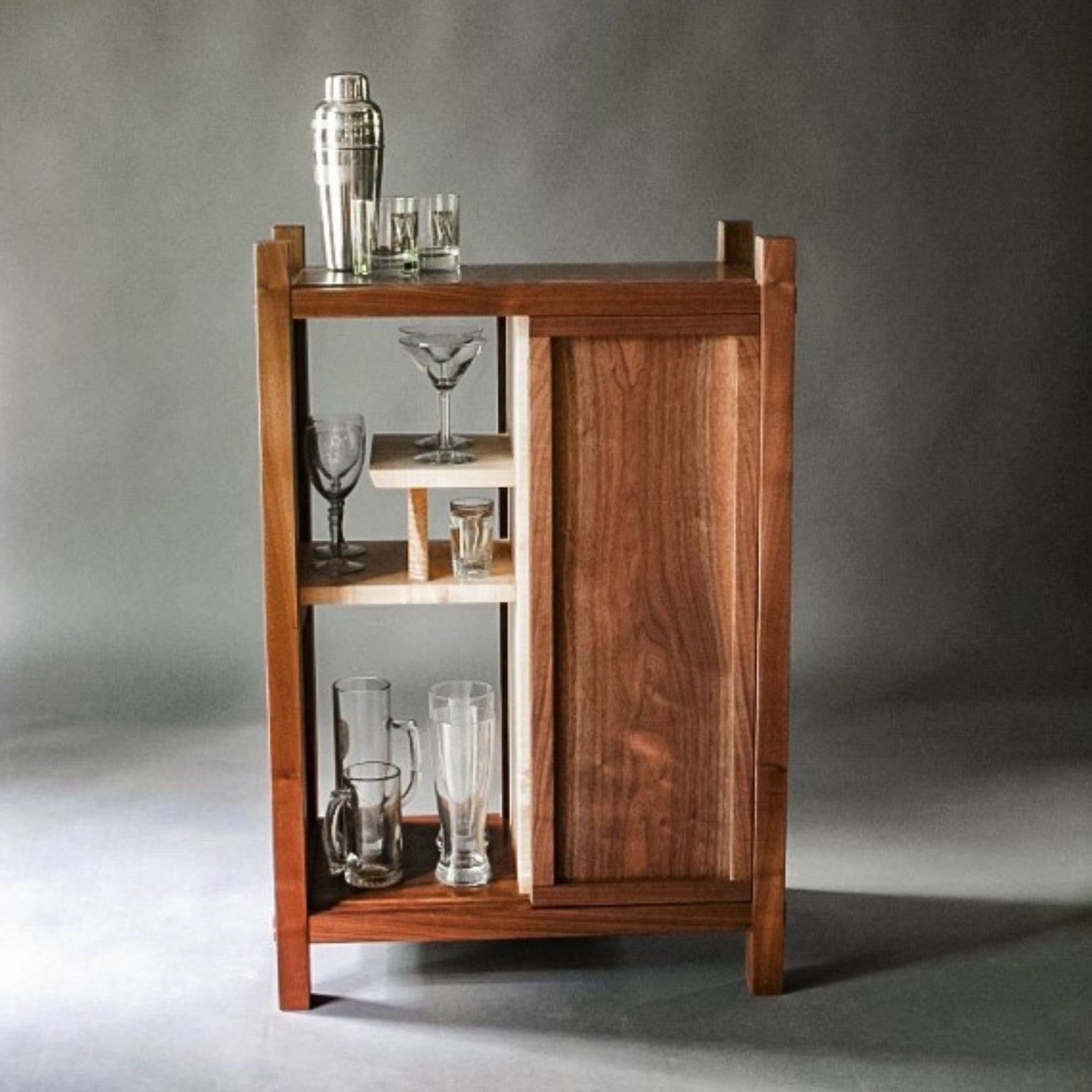 Cabinets & Storage Furniture