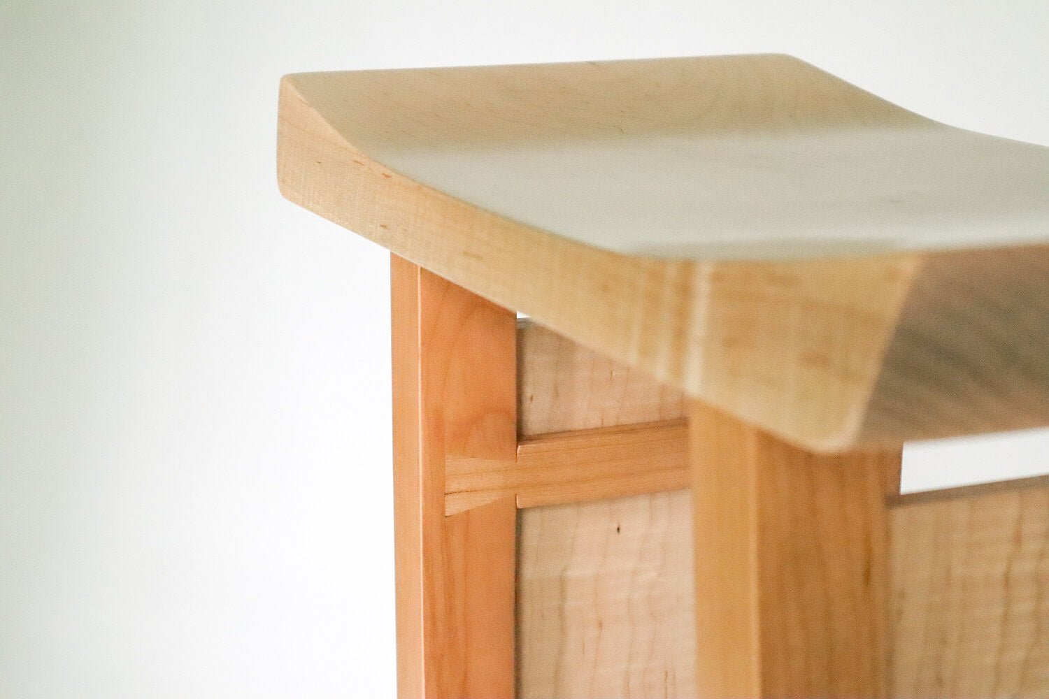 hand-cut dovetail joinery on the Shaped Side Table by Mokuzai Furniture - modern wood furniture